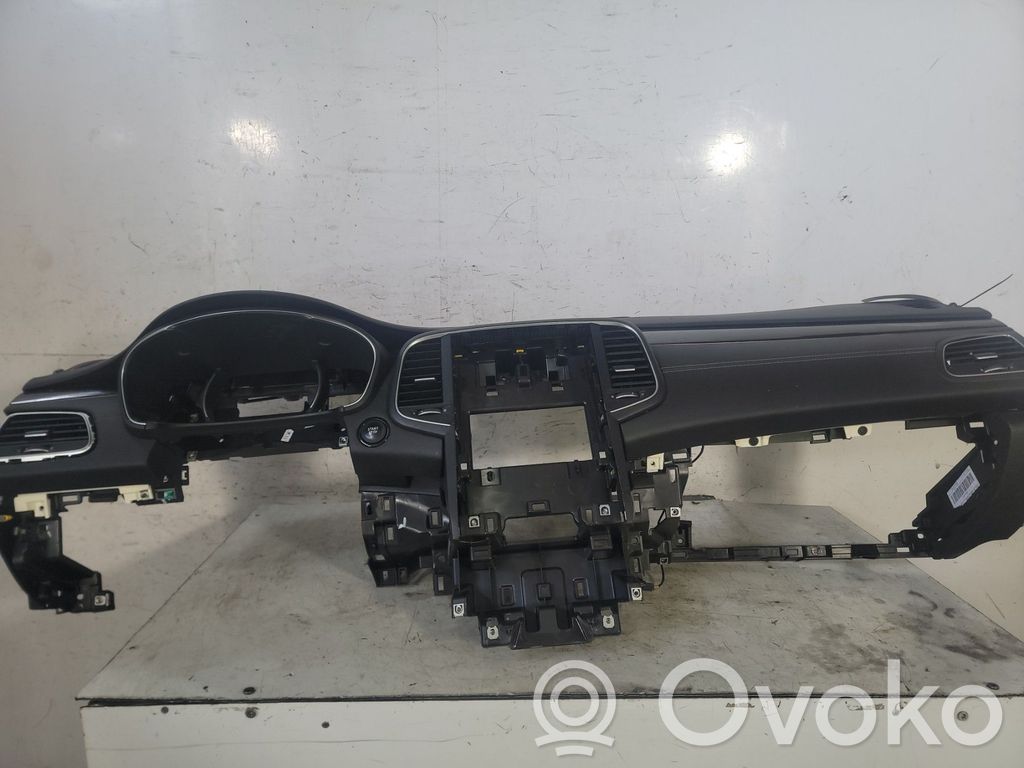 Panelė   681005442R