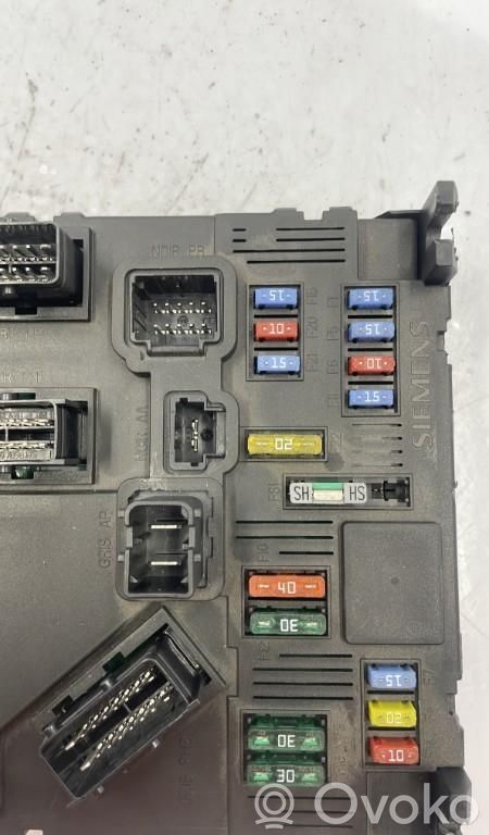 Peugeot 1007 Unidad de control del BSM 