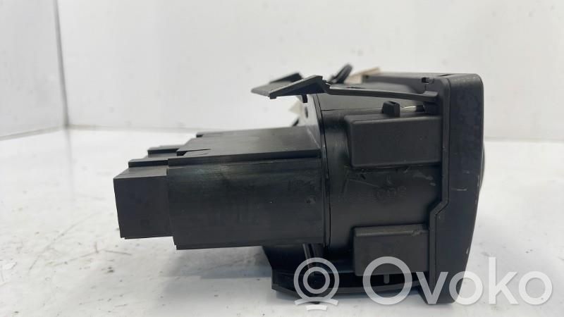 Ford Focus Light switch 