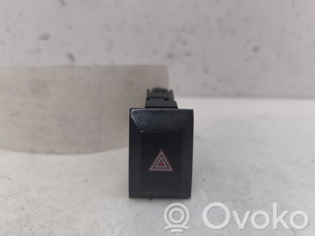 Hazard light switch   8433202400