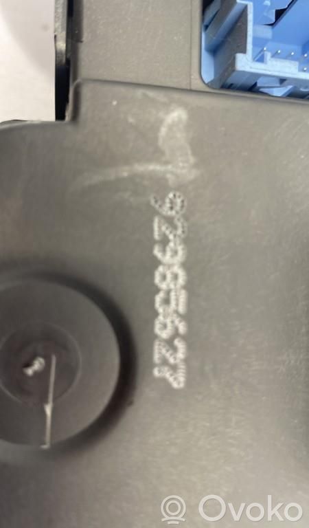 Climate control unit   8200563524
