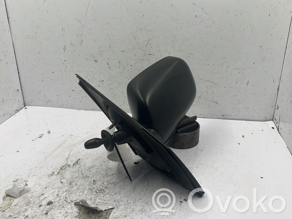 Oglindă exterioară manuală   879400D909