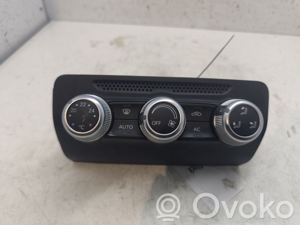 Audi A1 Climate control unit 