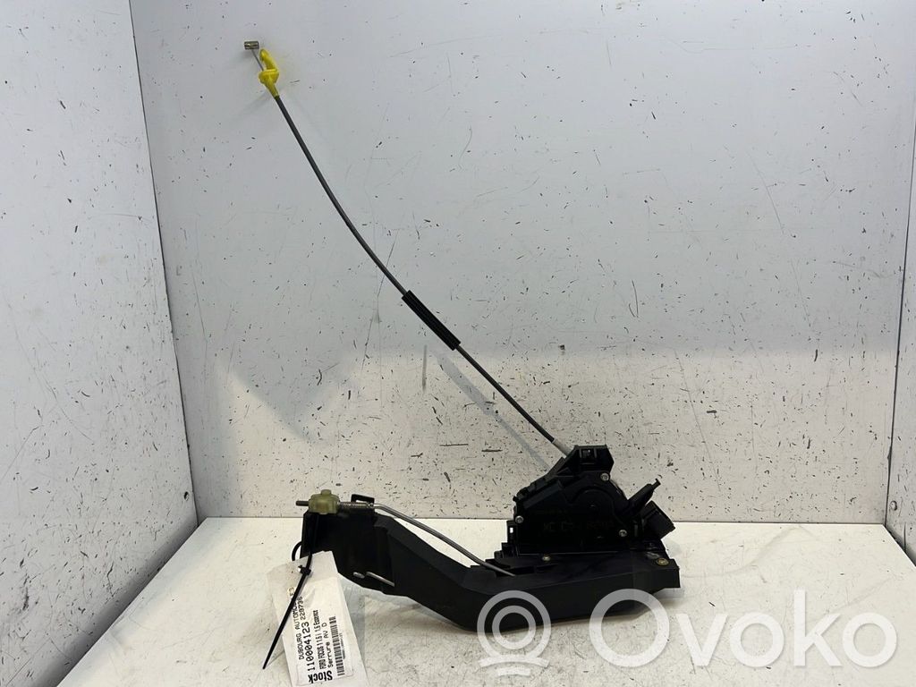 Front door lock   4692458
