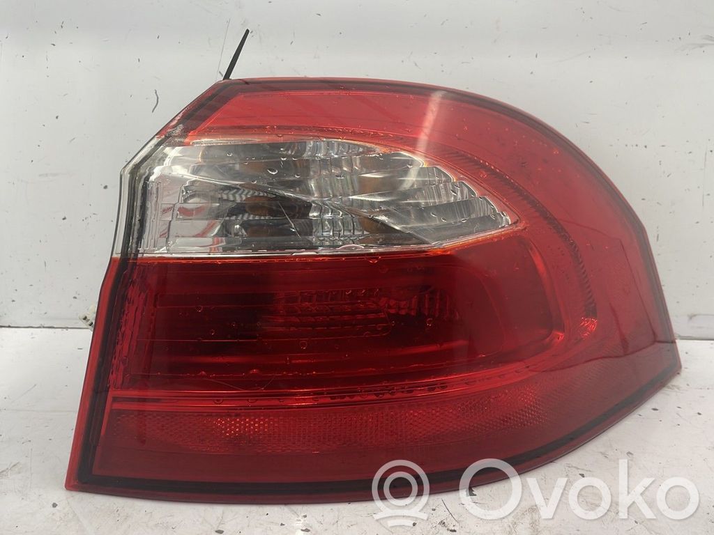 KIA Rio Luci posteriori 