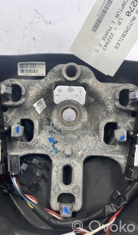 Renault Captur Steering wheel 