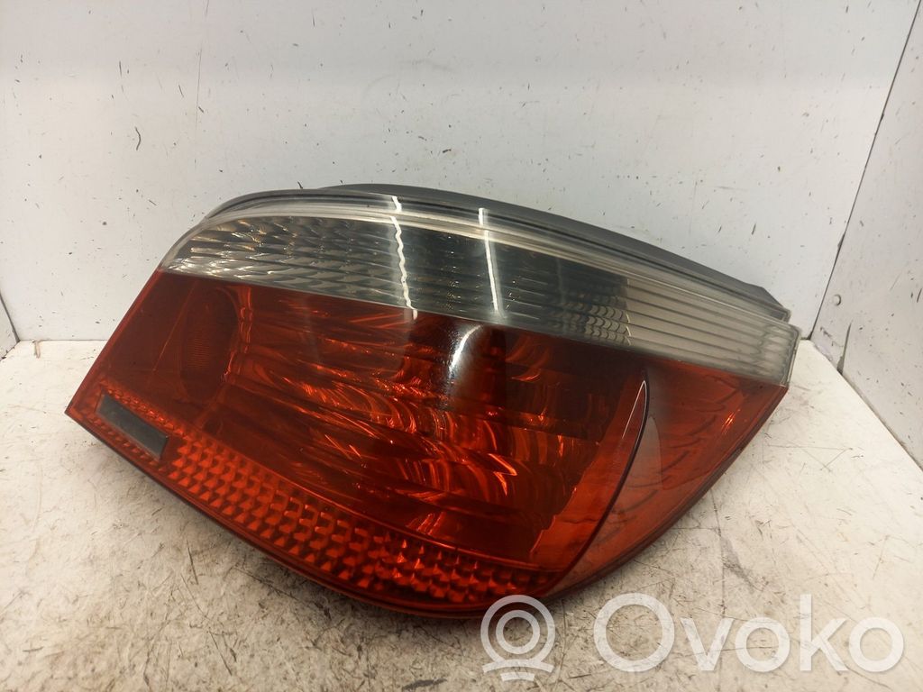 Rear/tail lights   63217361592