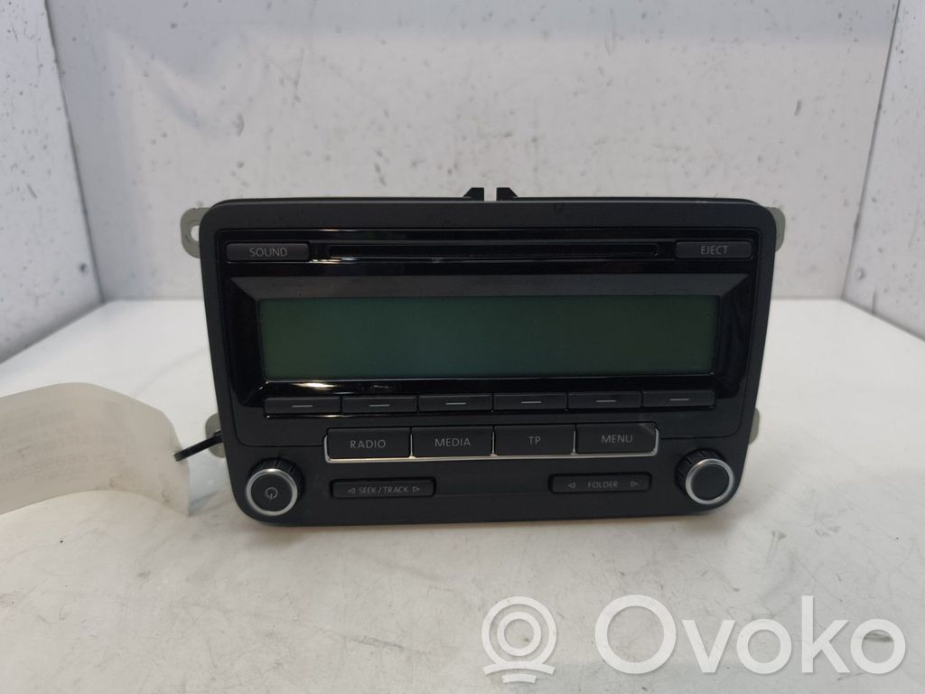Radio / CD-Player / DVD-Player / Navigation   5P0035186B