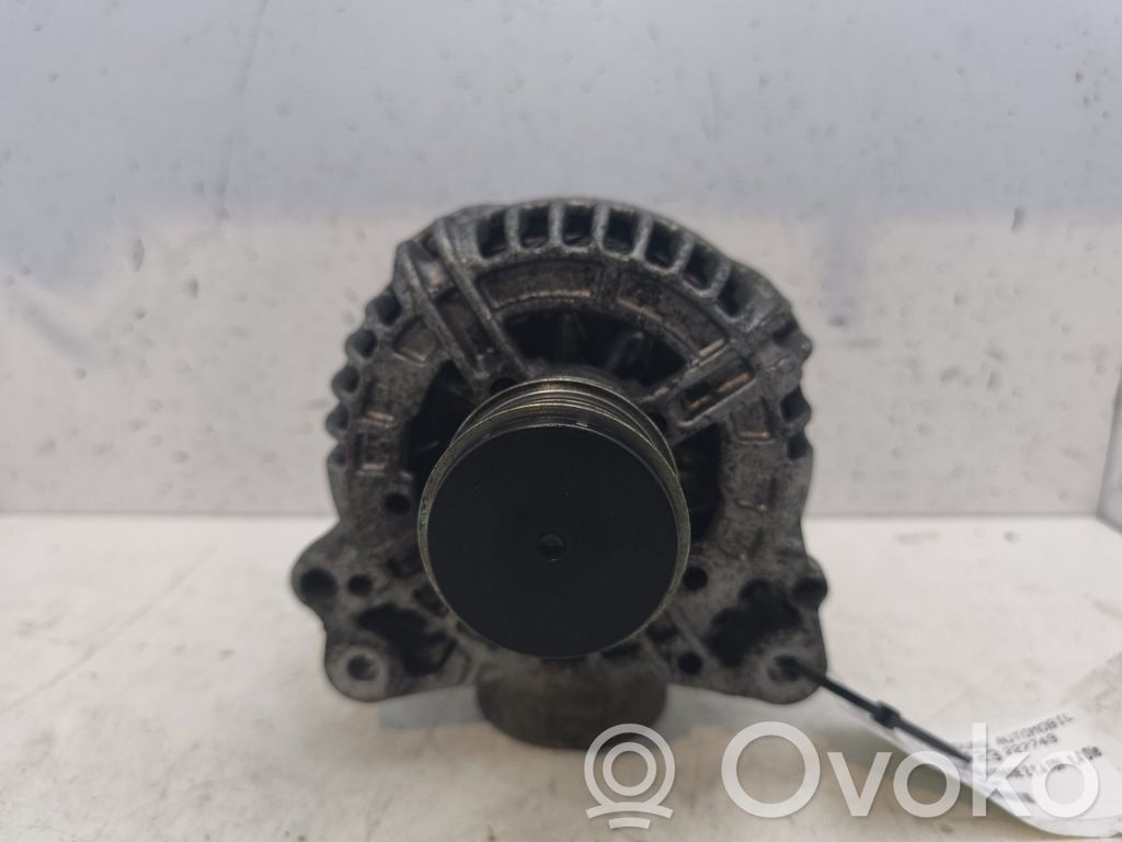 Volkswagen Polo IV 9N3 Generatorius 