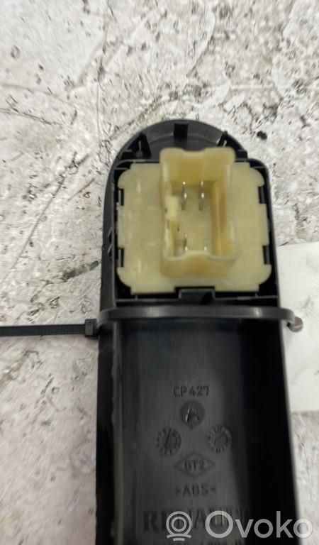 Dacia Duster Electric window control switch 