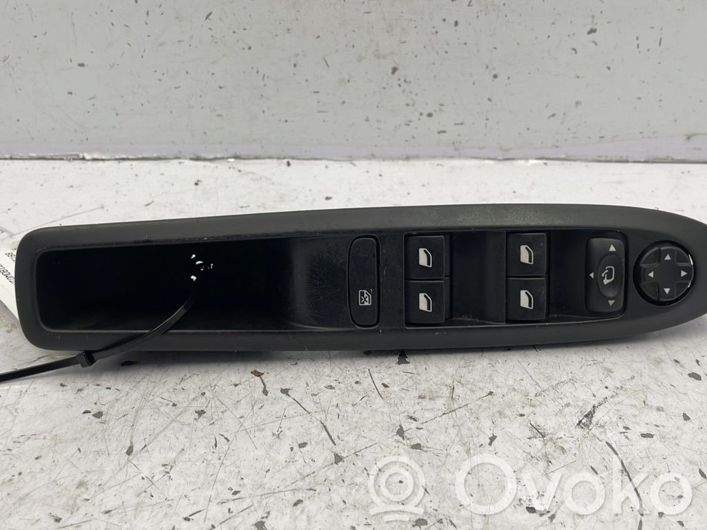 Citroen C4 II Interruttore di controllo dell’alzacristalli elettrico