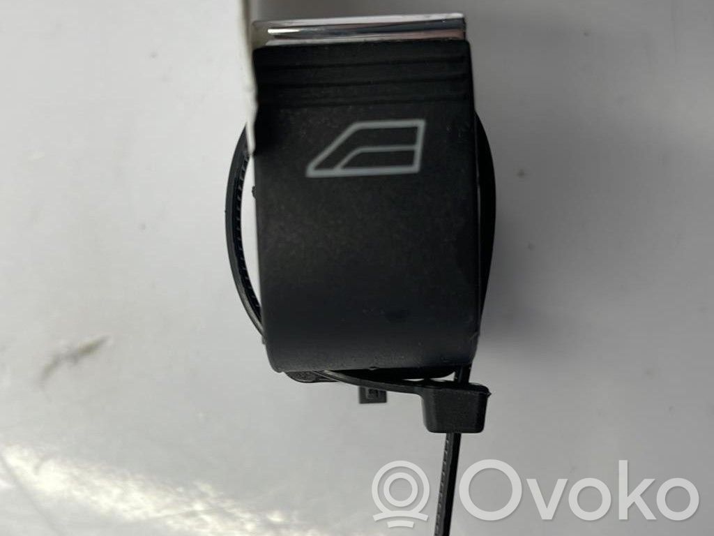 Electric window control switch   1850432