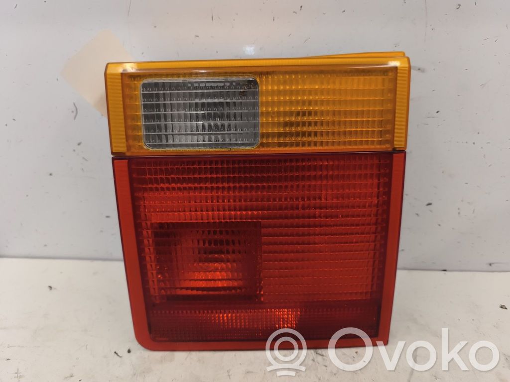 Land Rover Range Rover P38A Lampă spate în capacul portbagajului 