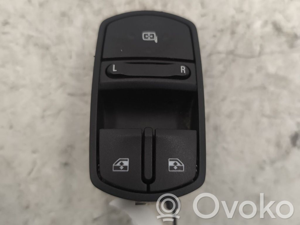 Electric window control switch   13430017