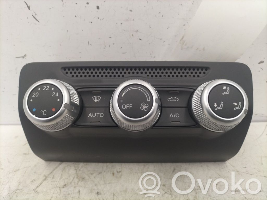 Audi A1 Climate control unit 