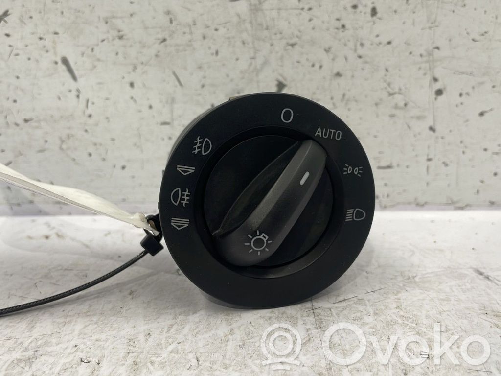 Lichtschalter   4E0953513K4PK