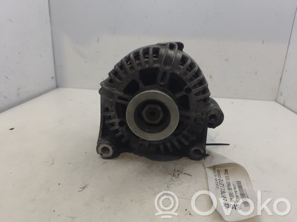 BMW 1 E81 E87 Generator/alternator 