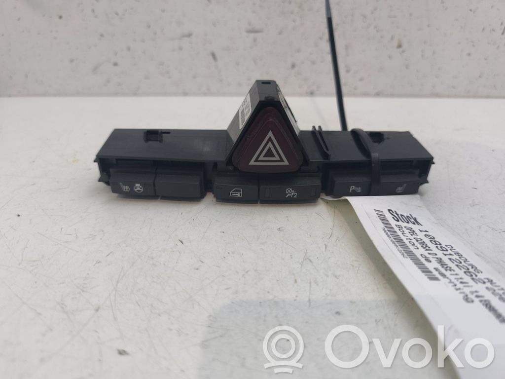 Opel Corsa D Botón interruptor de luz de peligro 