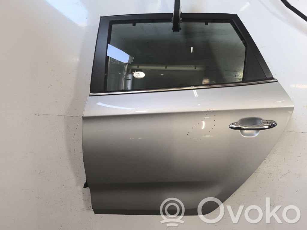 KIA Carens III Portiera posteriore