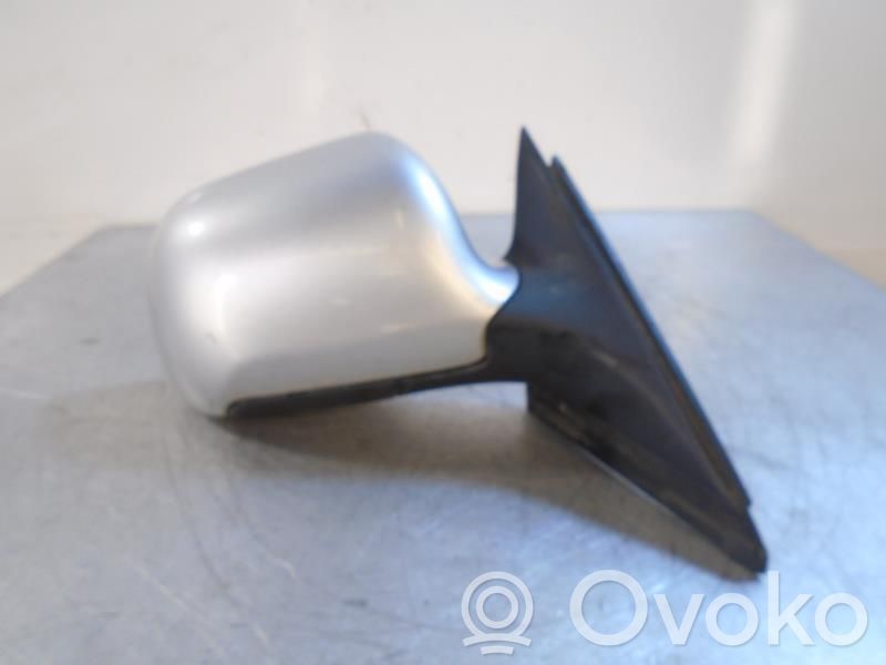 Audi A4 S4 B5 8D Espejo lateral manual 