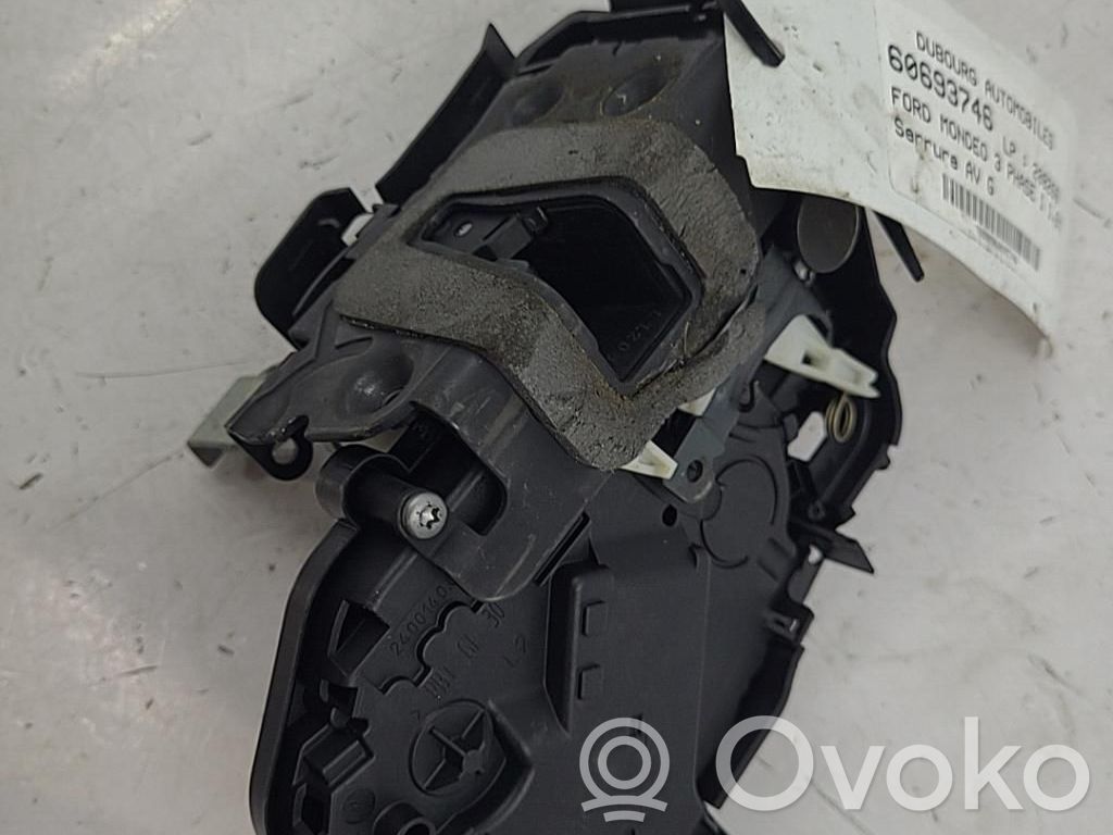 Ford Mondeo MK IV Priekšpusē slēdzene 