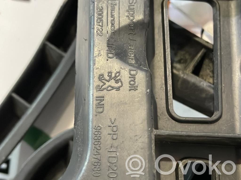 Peugeot 5008 Staffa di rinforzo montaggio del paraurti posteriore