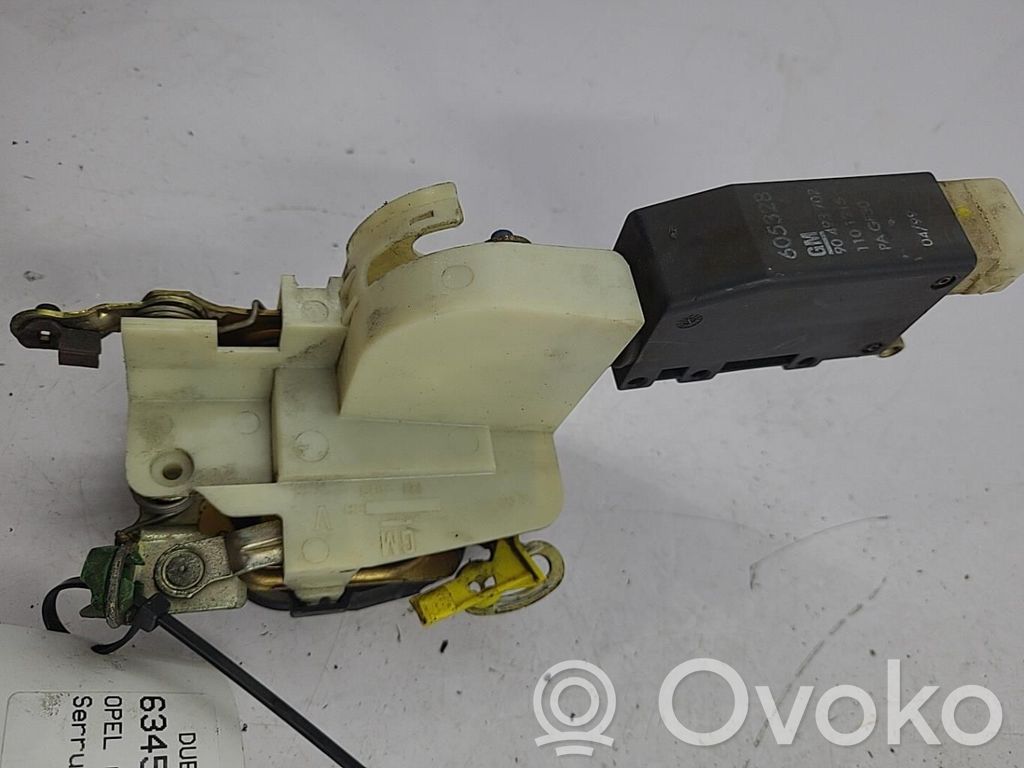 Opel Corsa B Front door lock 