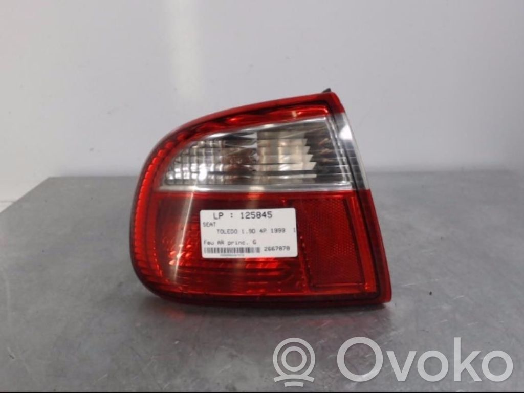 Seat Toledo II (1M) Luz trasera/de freno 