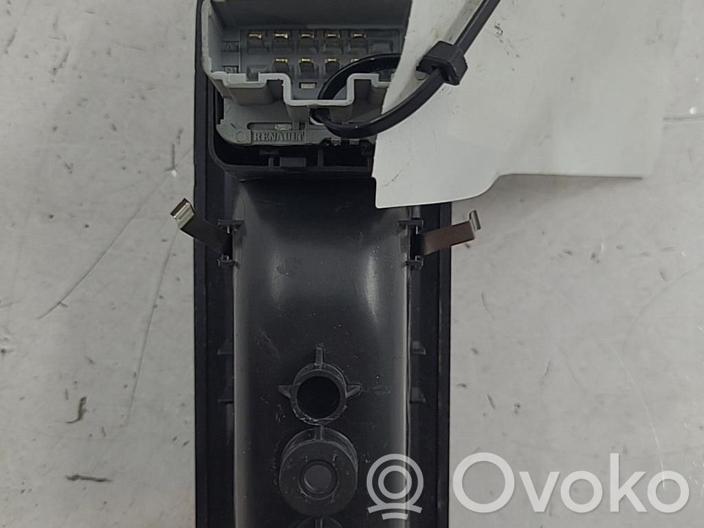 Interruptor del elevalunas eléctrico   8200214939