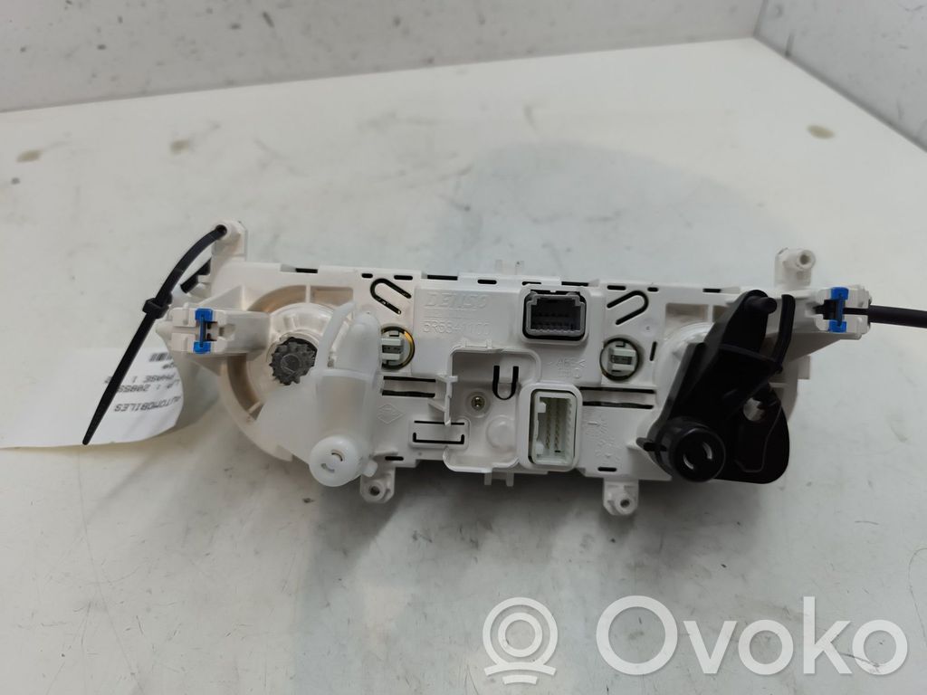 Renault Clio IV Panel klimatyzacji 