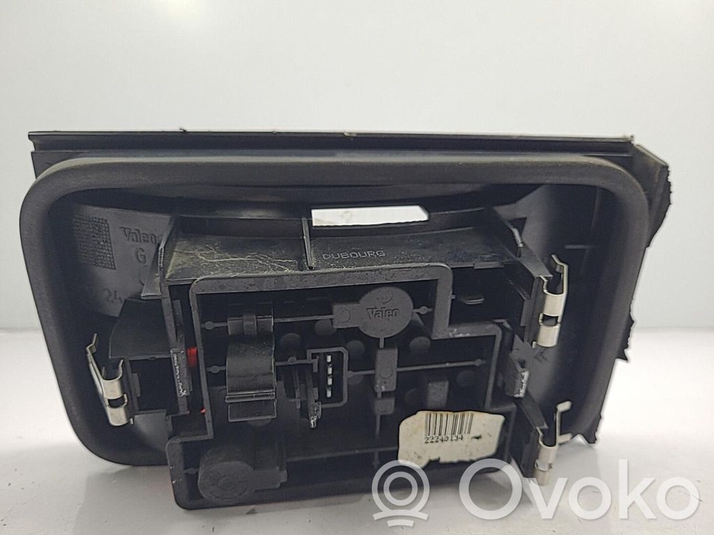 Citroen Xantia Lampă spate în capacul portbagajului 