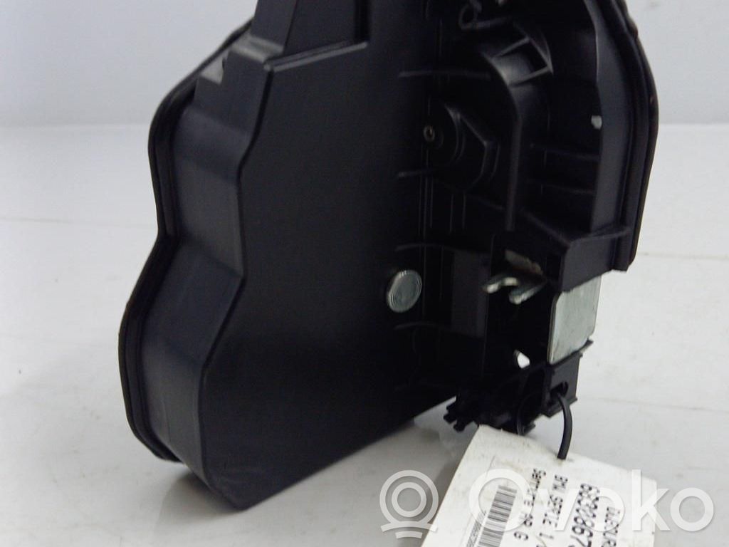 Rear door lock   51227229459