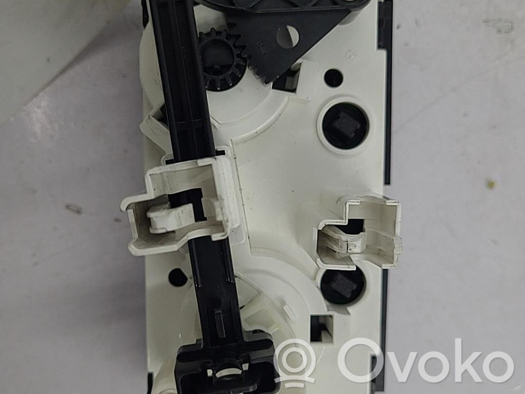 Citroen C3 Picasso Panel klimatyzacji 