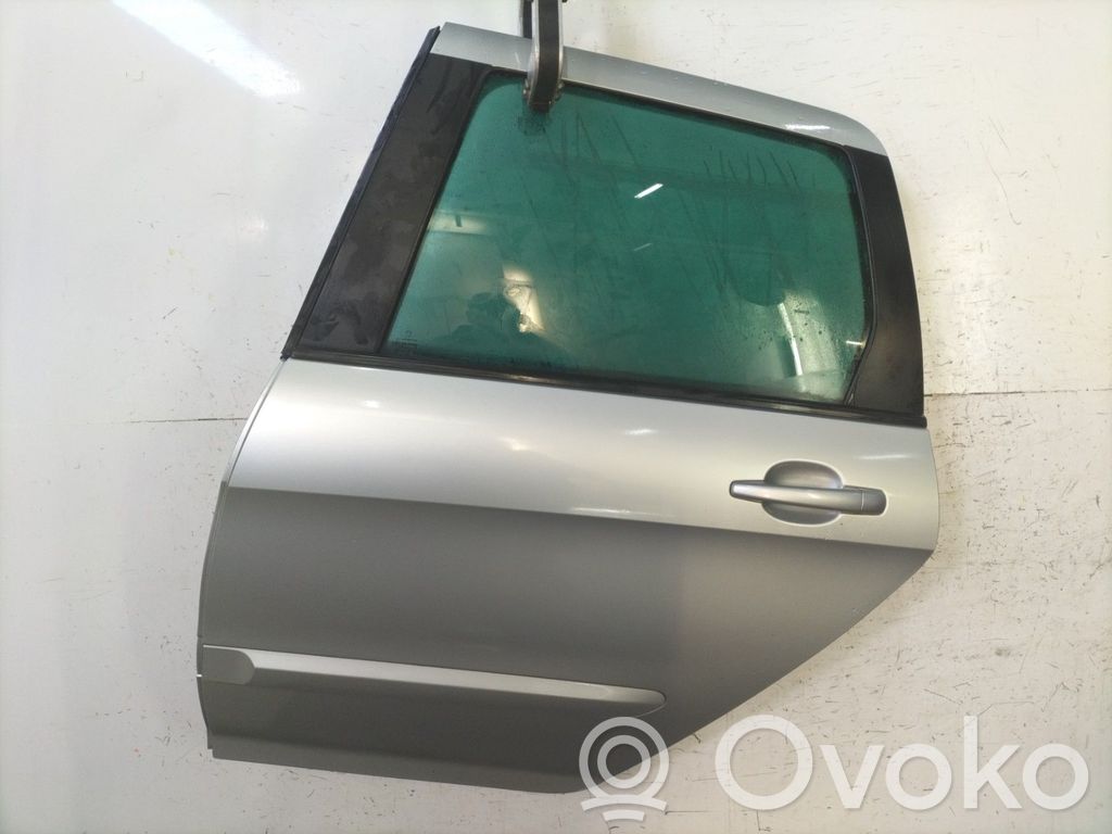 Puerta trasera   9006R8