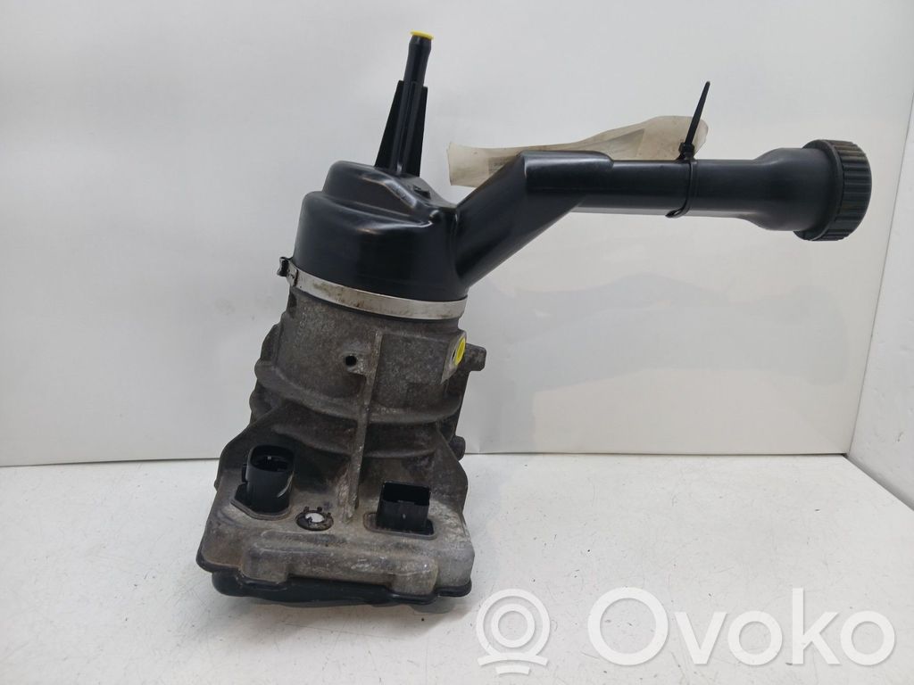 Citroen C4 I Picasso Ohjaustehostimen pumppu 