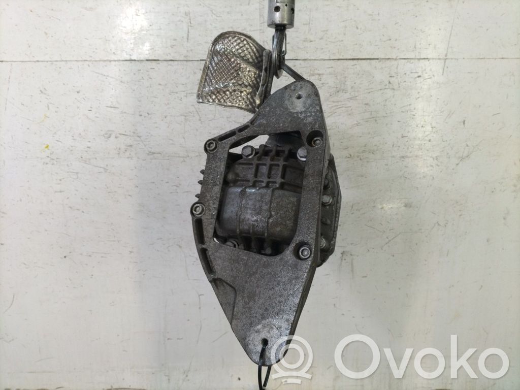 Audi A7 S7 4G Galinis reduktorius 