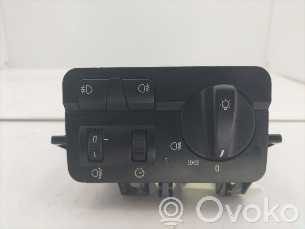 Suuntavilkun vipu   61318363668