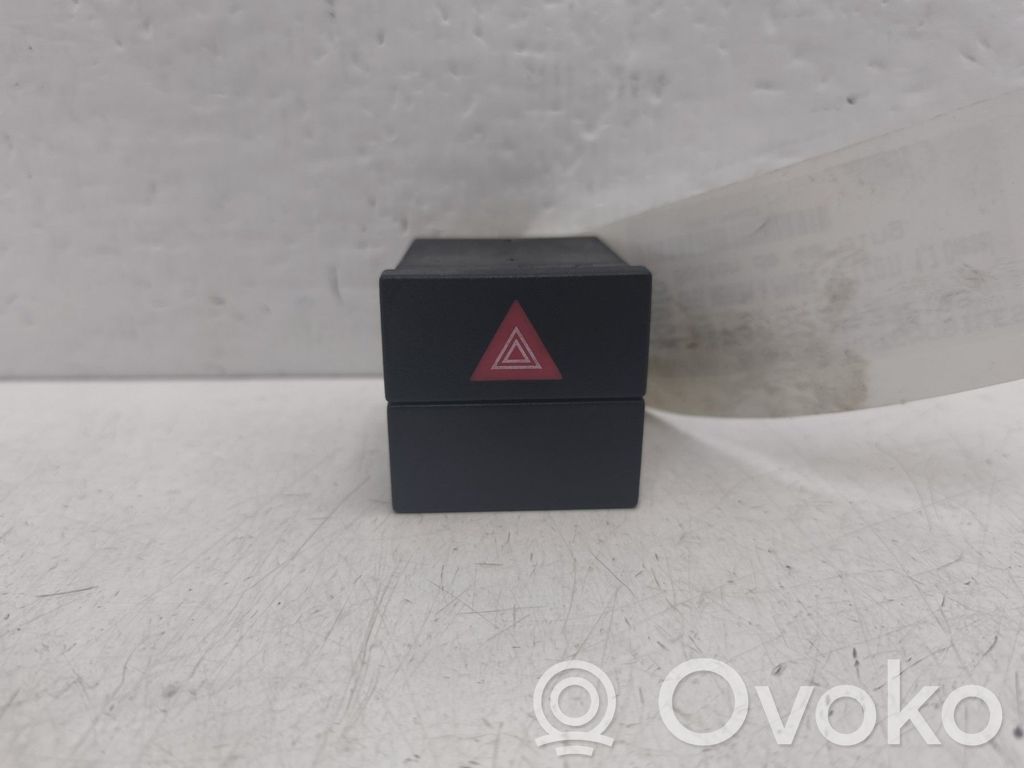 Opel Meriva A Hazard light switch 