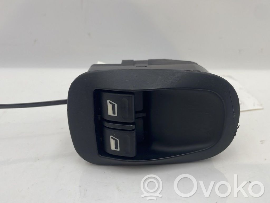 Electric window control switch   9331FN