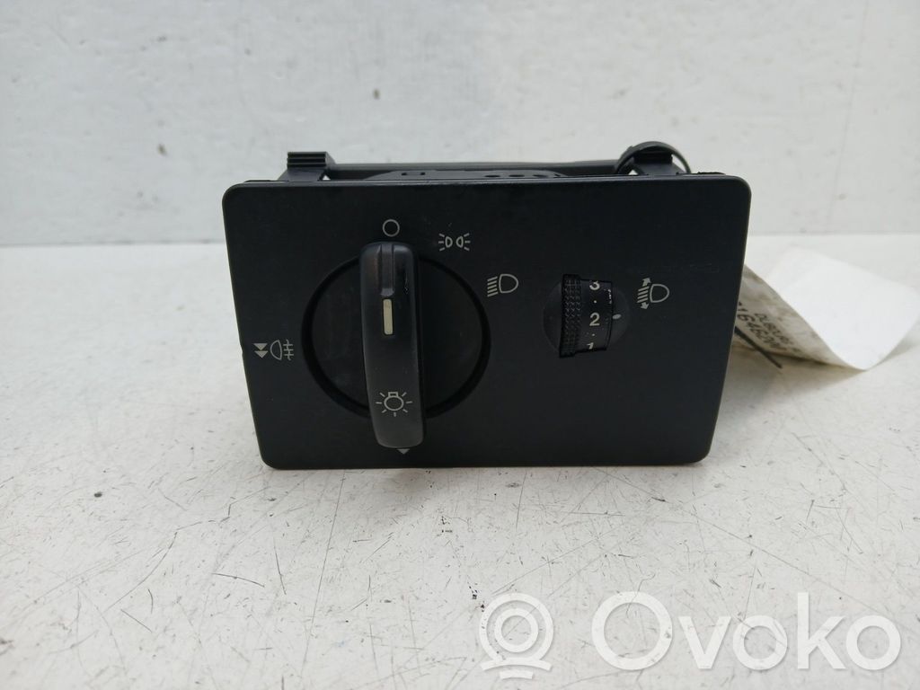 Ford Fusion Light switch 