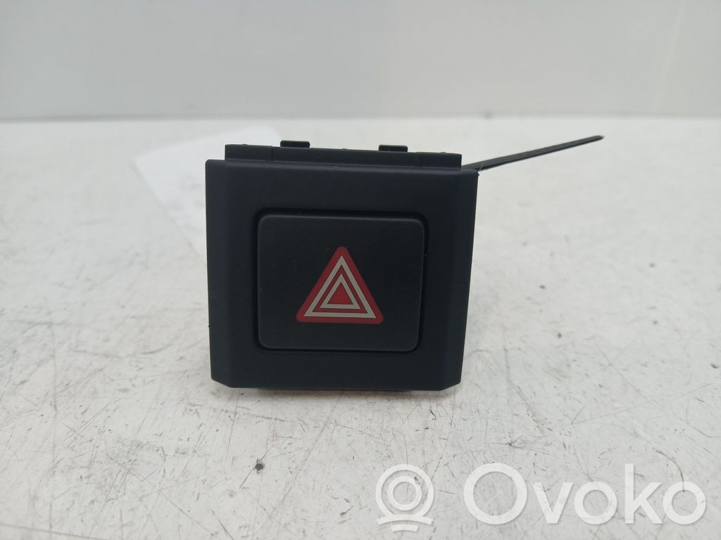 Botón interruptor de luz de peligro   8W0941509A5PR