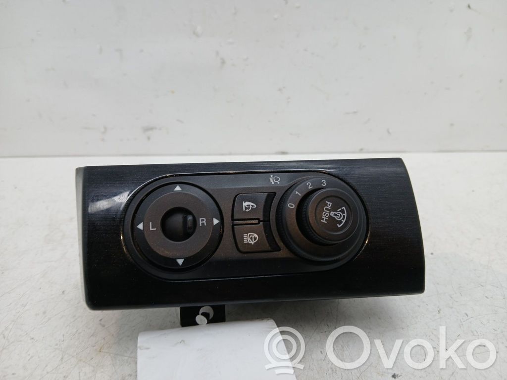 Chevrolet Captiva Light switch 