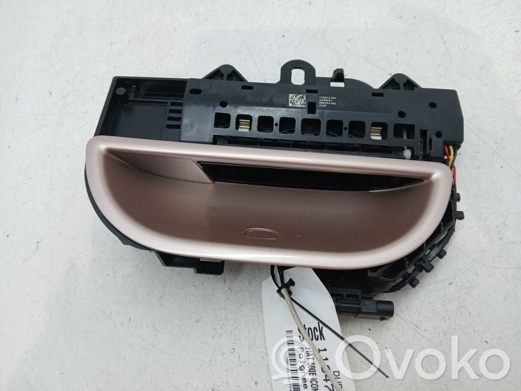Fiat 500E Manecilla externa puerta delantera 