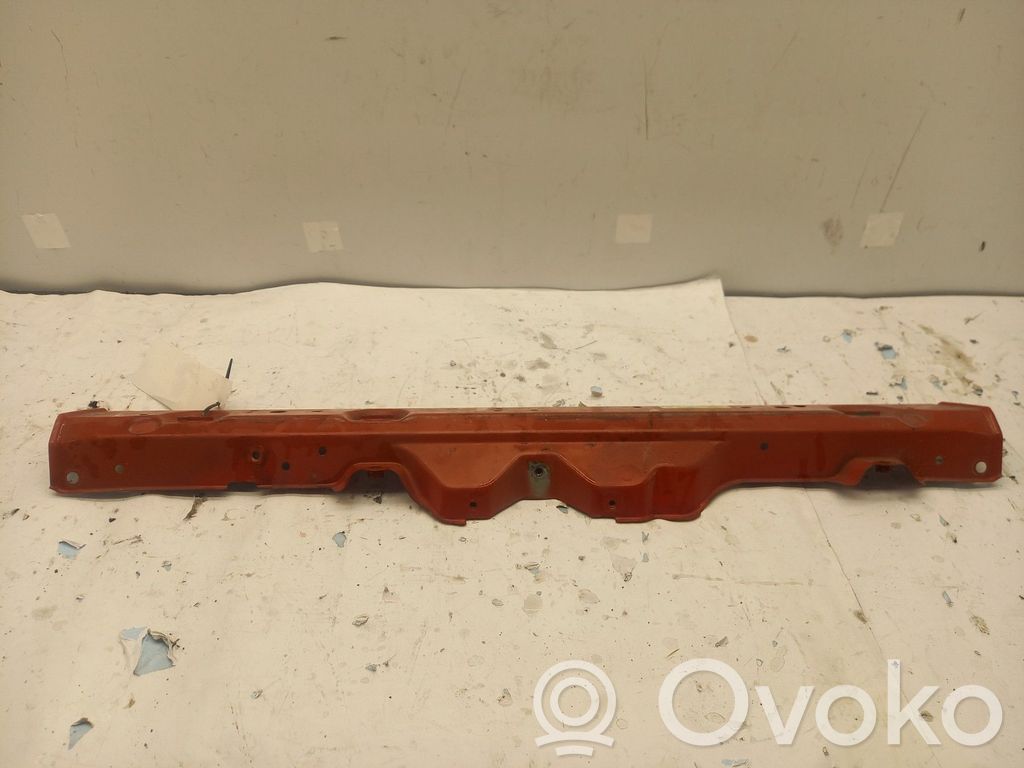 Toyota Yaris Staffa del pannello di supporto del radiatore parte superiore