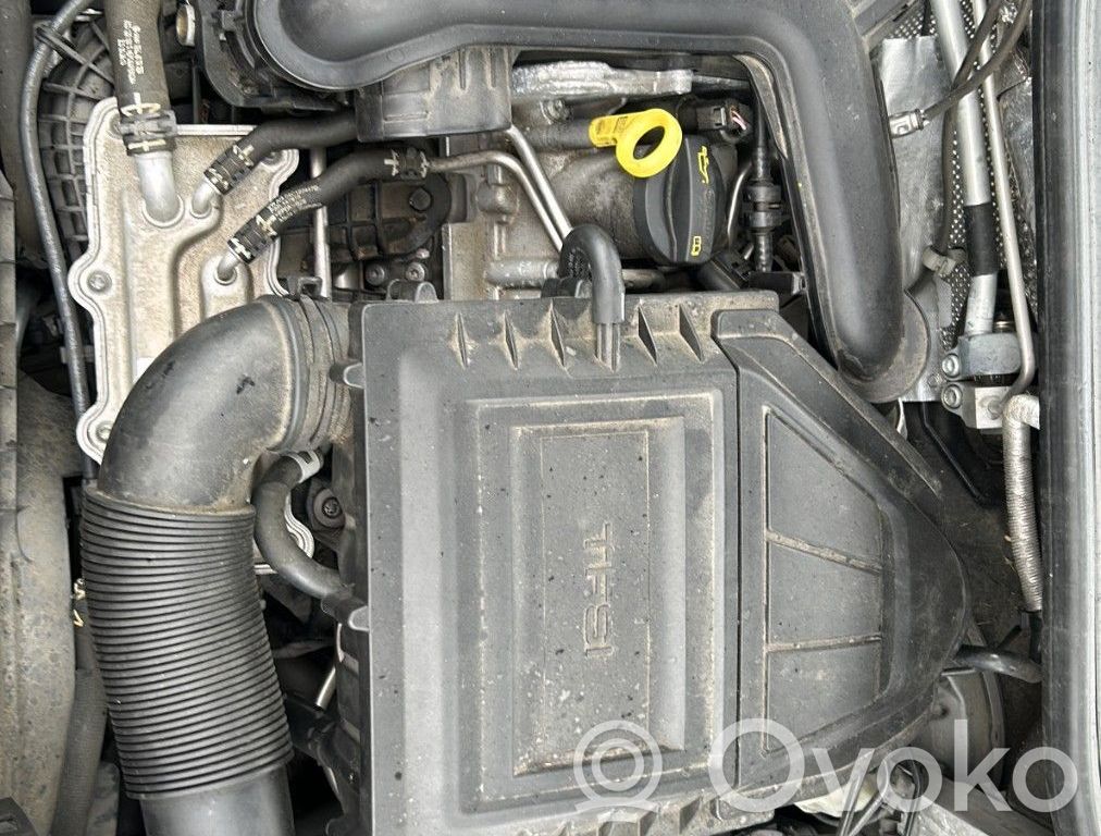 Dzinējs   04C100098D