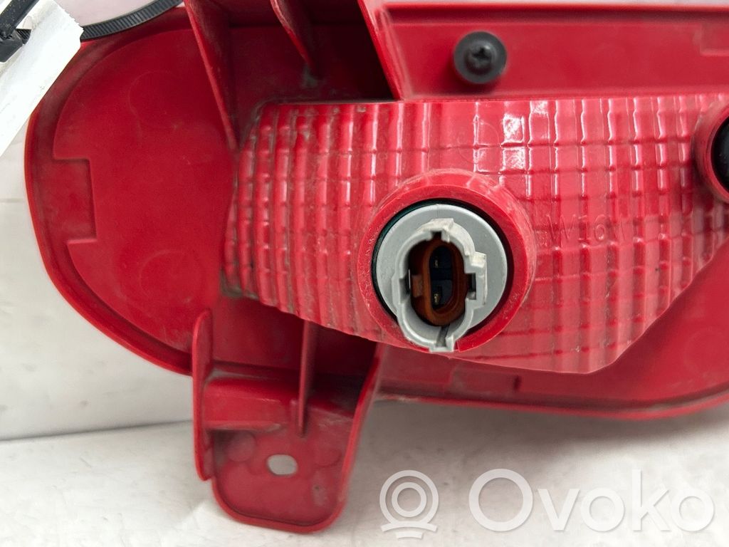 Peruutusvalo   92406H8