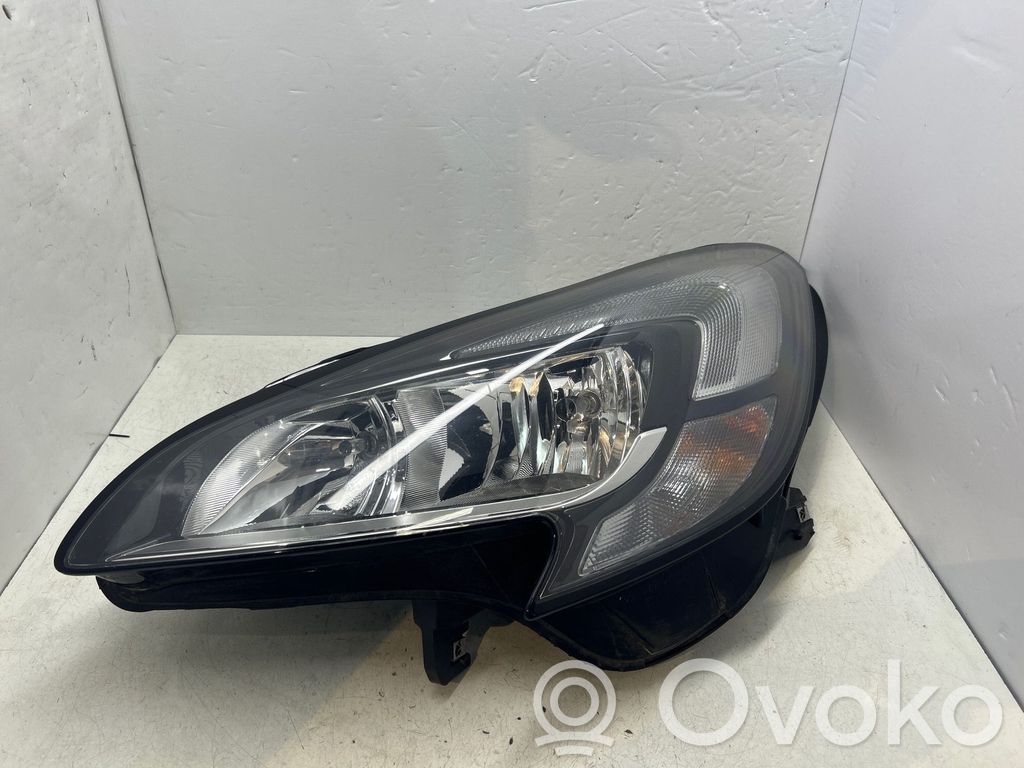Opel Corsa E Headlight/headlamp 