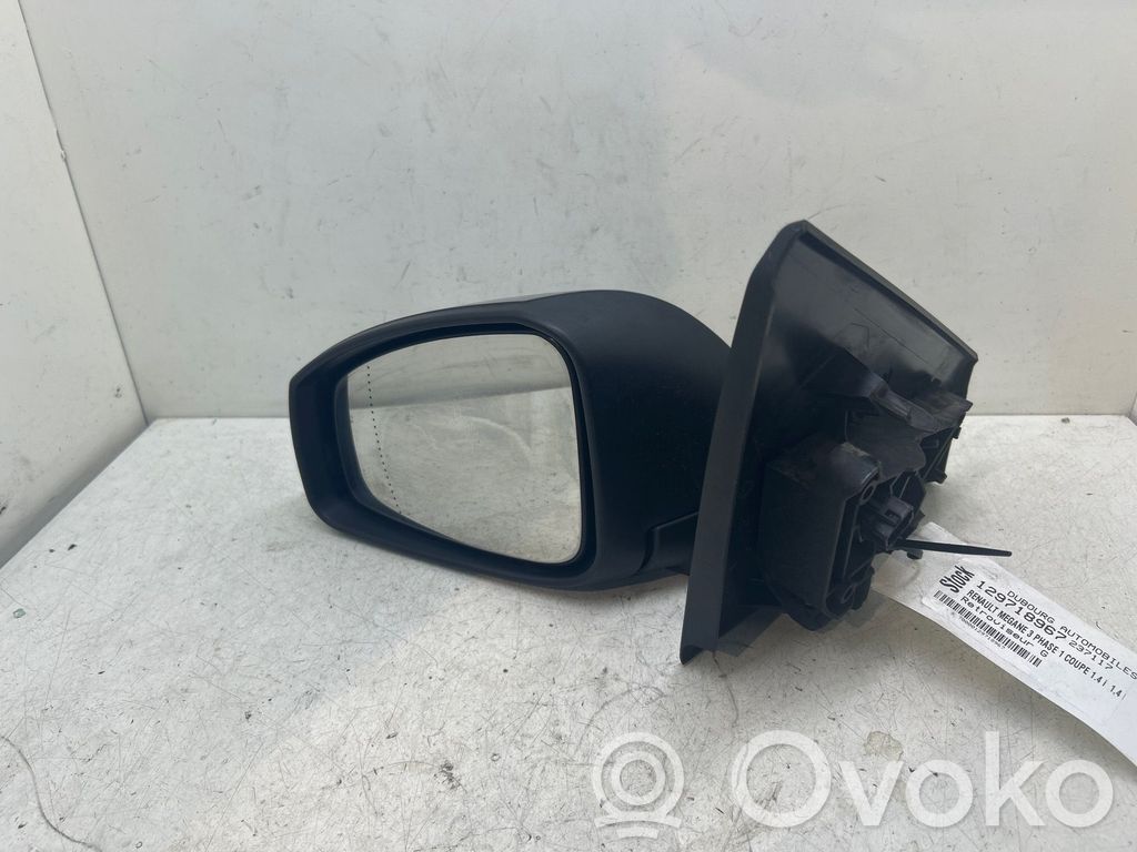 Renault Megane III Oglindă exterioară manuală 