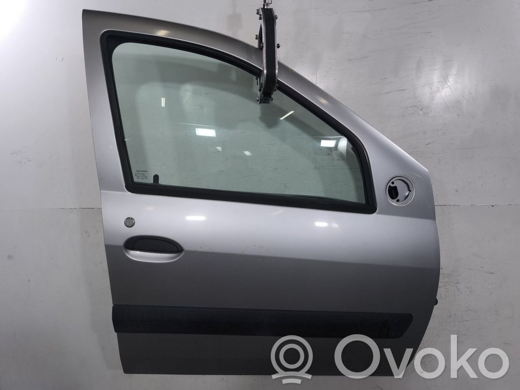 Dacia Logan I Porte avant 