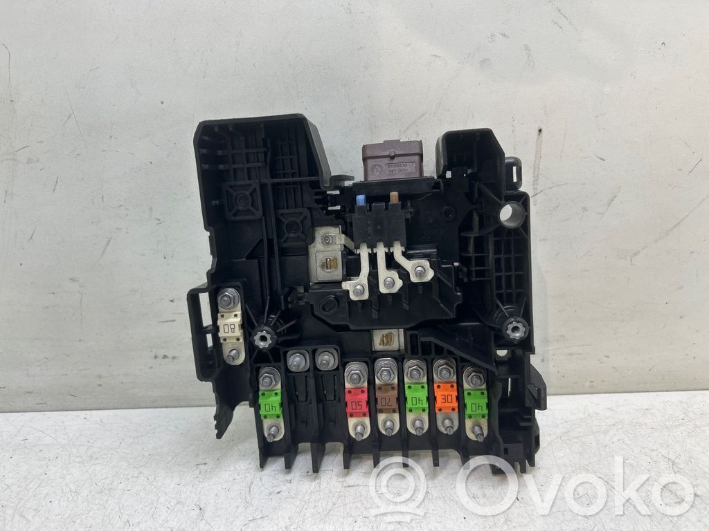 Citroen C4 II Picasso Set scatola dei fusibili